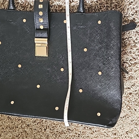 Black and Gold Stud Purse - Picture 7 of 8
